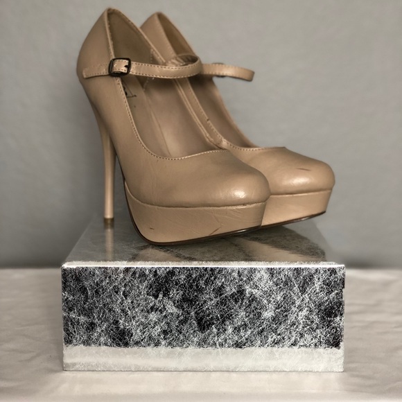 Mary Jane high heel pumps - Picture 2 of 5